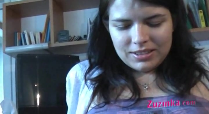 Zuzinka and fetish masturbation through leggins