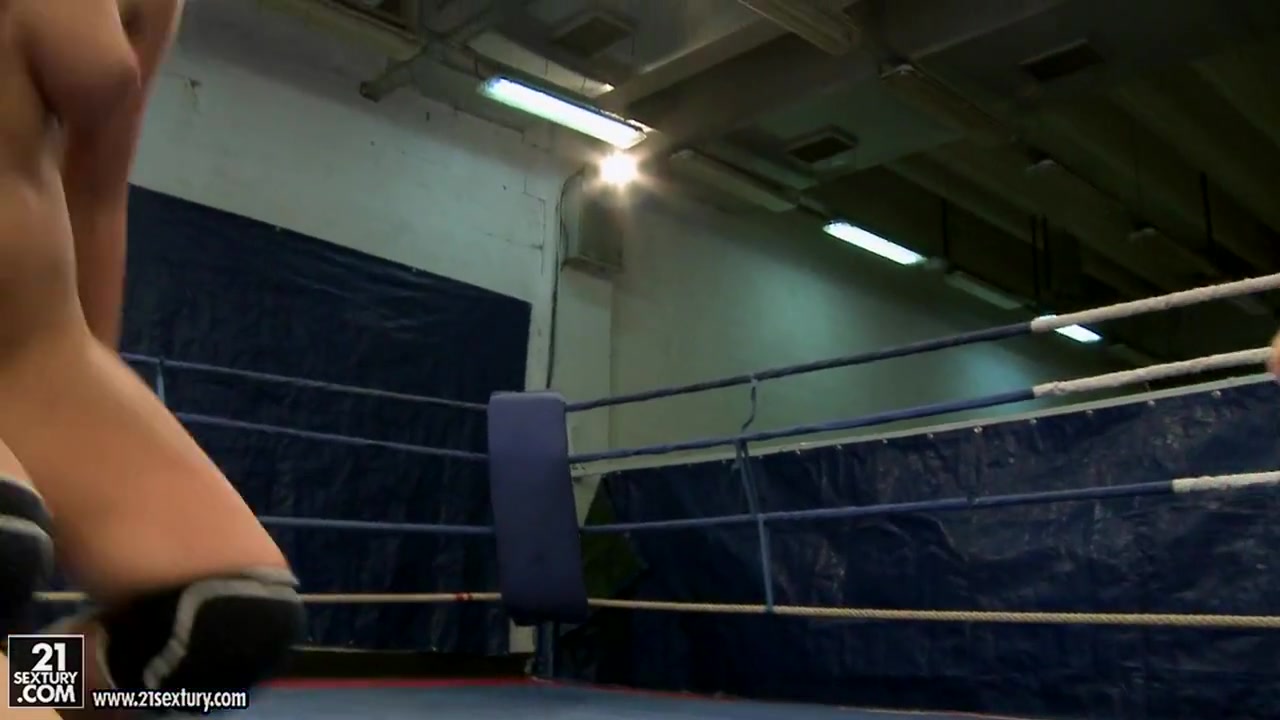 Eliska Cross and Lisa Sparkle get naked and fight hard