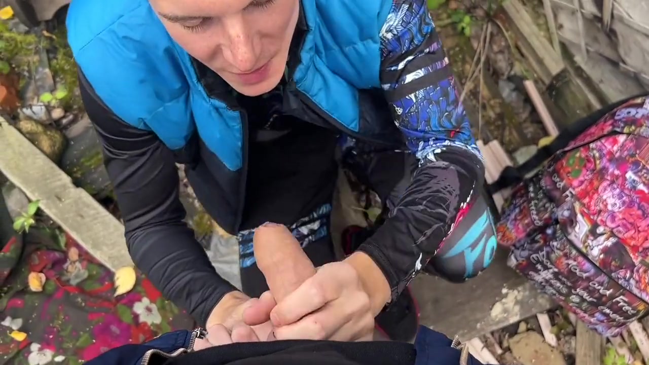 Took A Twink To An Abandoned House And Fucked Him Filled His Entire Point With Sperm - 390