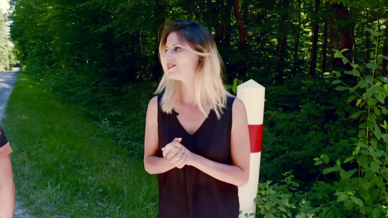 Lody, 35 years old, diversifies and spices up! - Jacquie et Michel TV