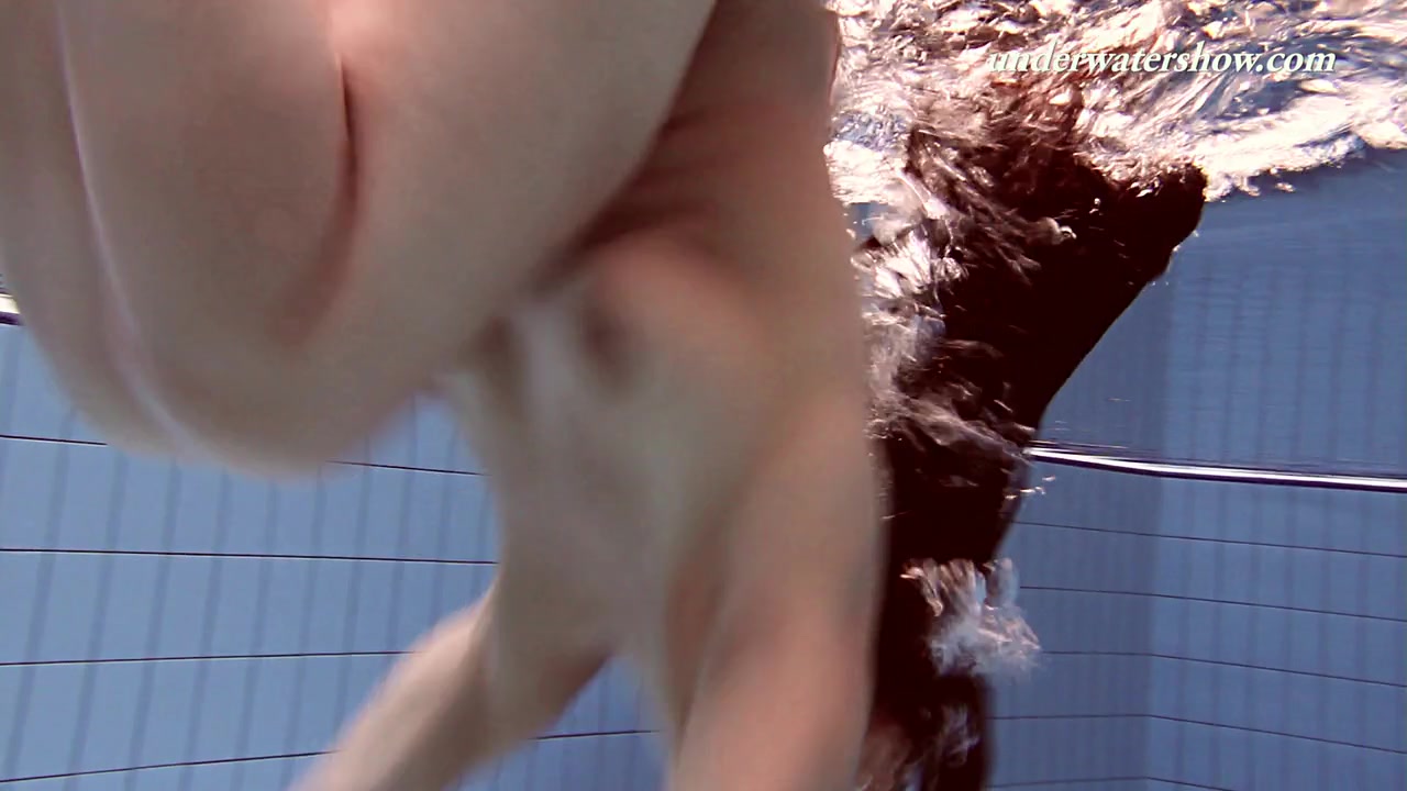 UnderwaterShow Video: Paulinka