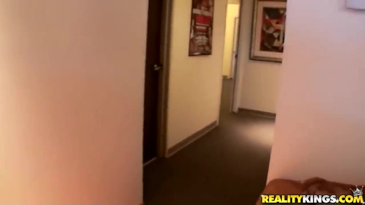Krystal Dreems slurps on throbbing fat dong