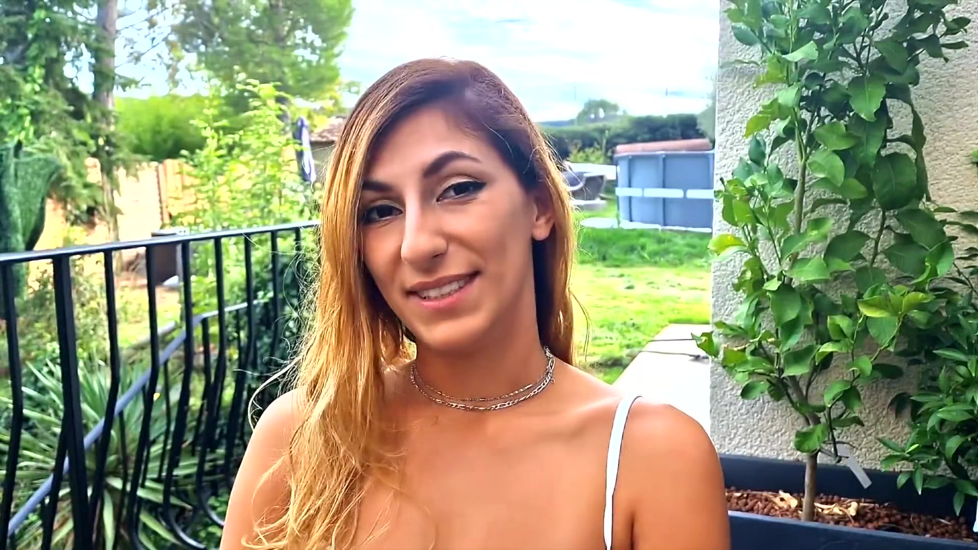Stella, 29, in the heart of the matter!