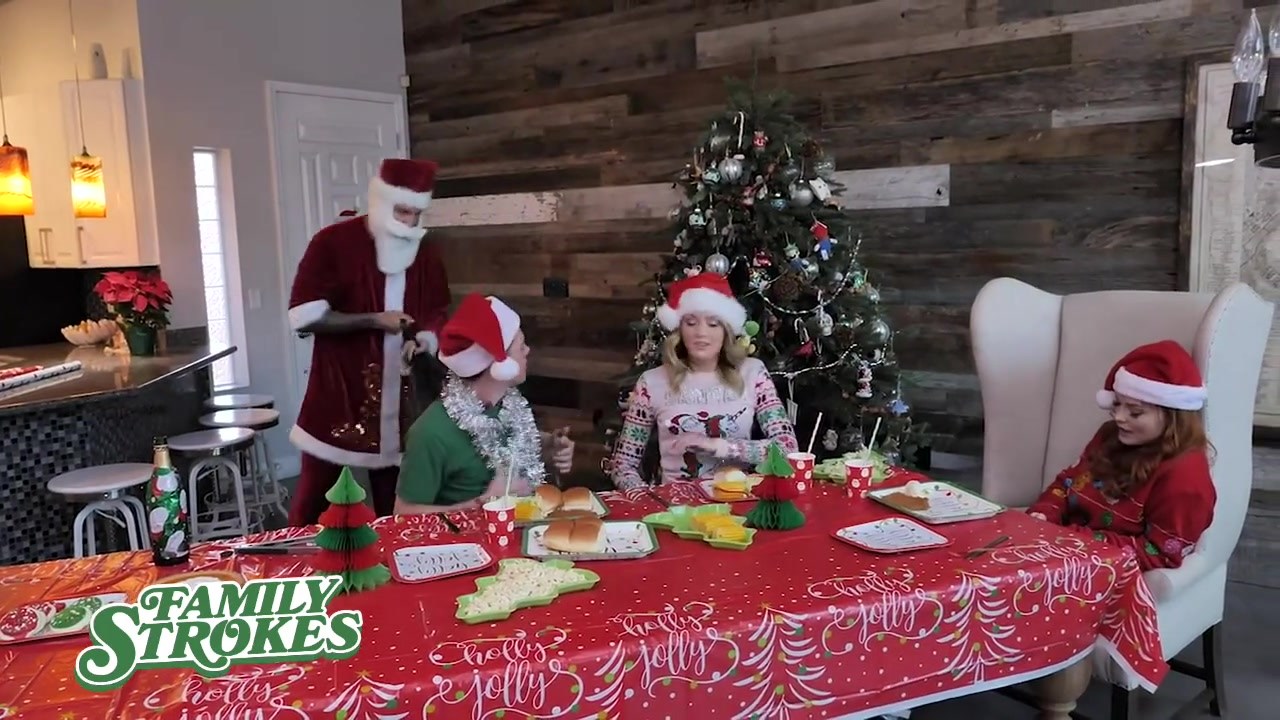 Big Tits Stepmom And Stepdaughter Get Fucked For Christmas