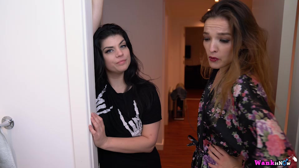 Lucia Love & Kylie Nymphette - Bathtime - Sexy Videos - WankitNow