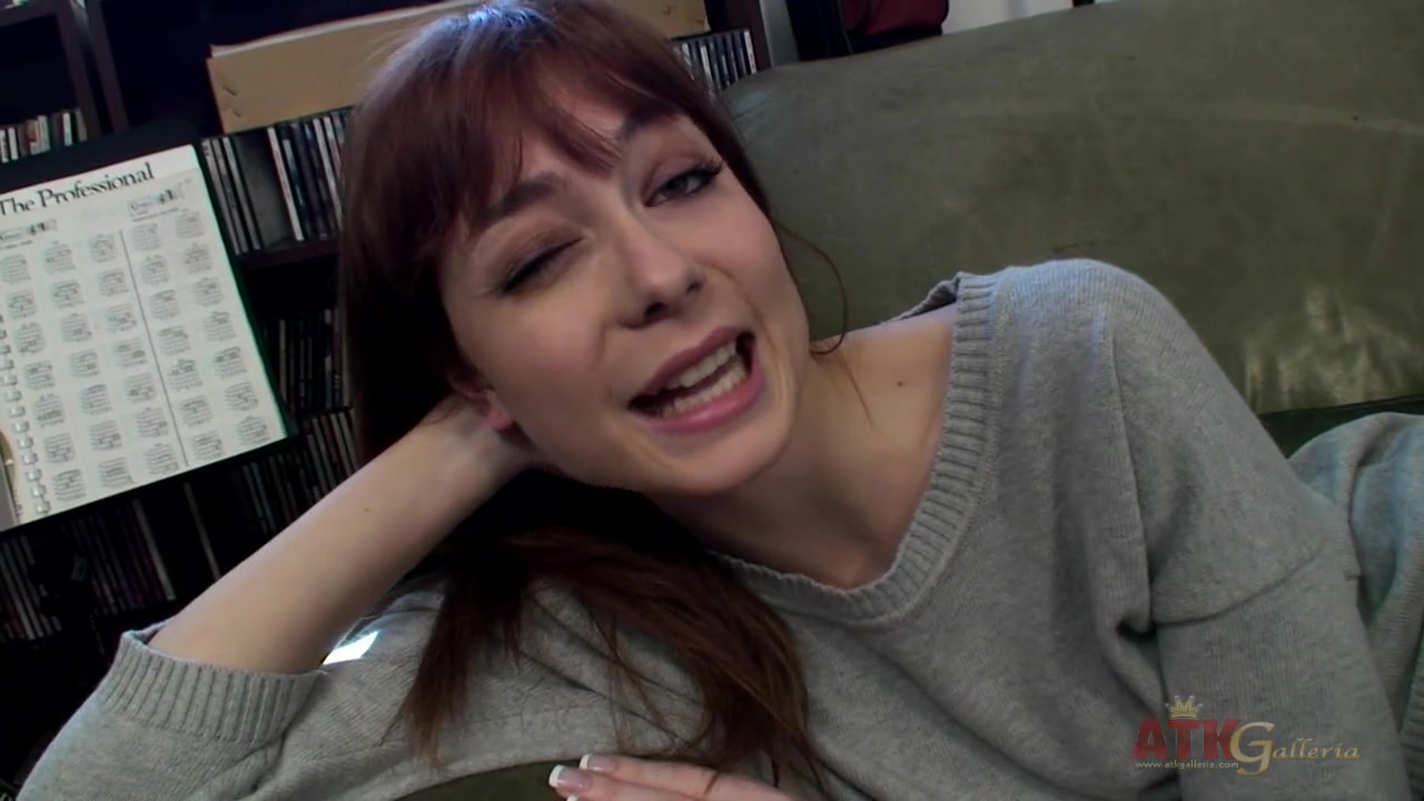 Brunette bombshell zoe voss at the interview