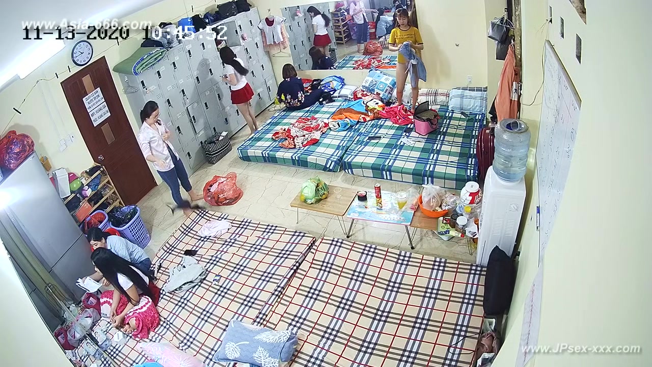 chinese girls dormitory.8