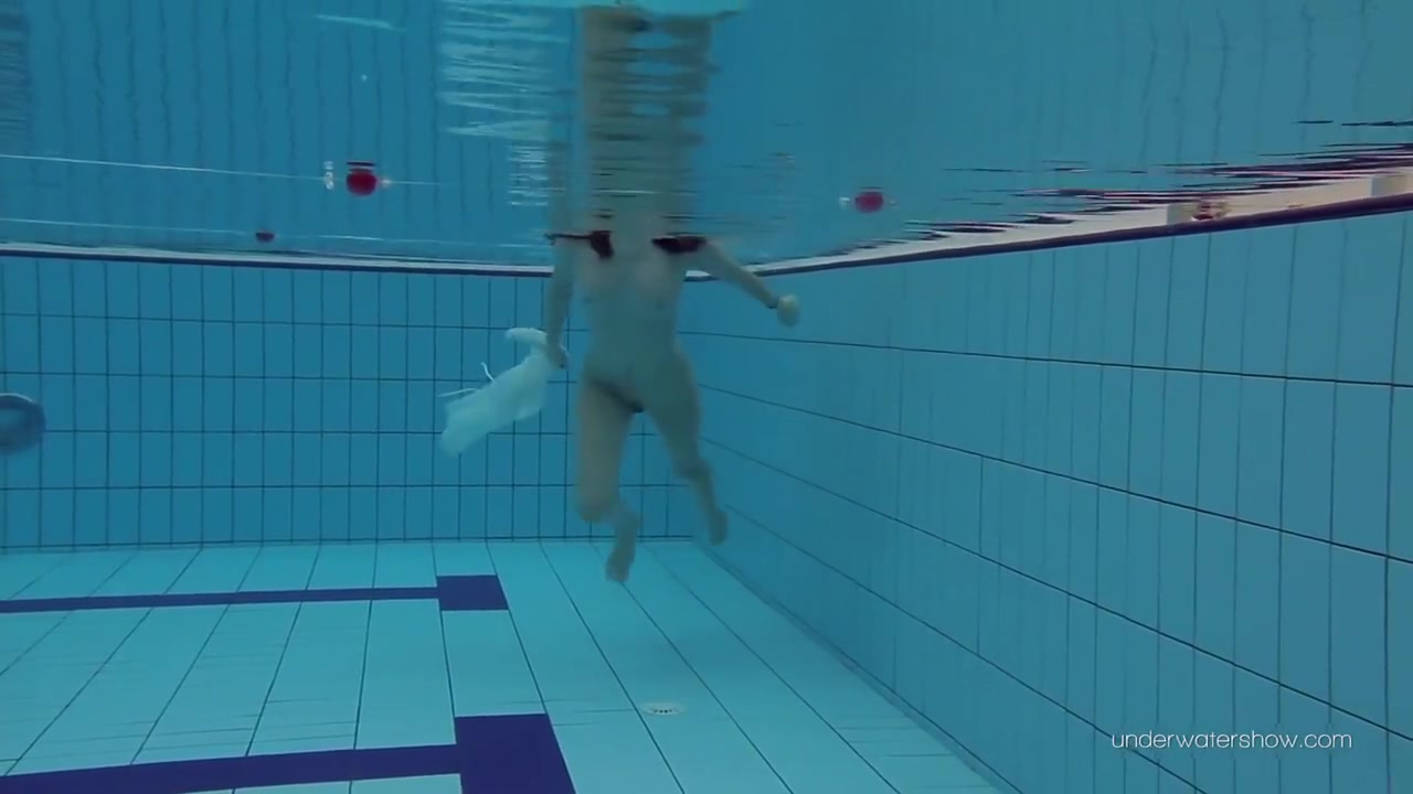 White Dressed Tight Hairy Babe Underwater - Katy Soroka