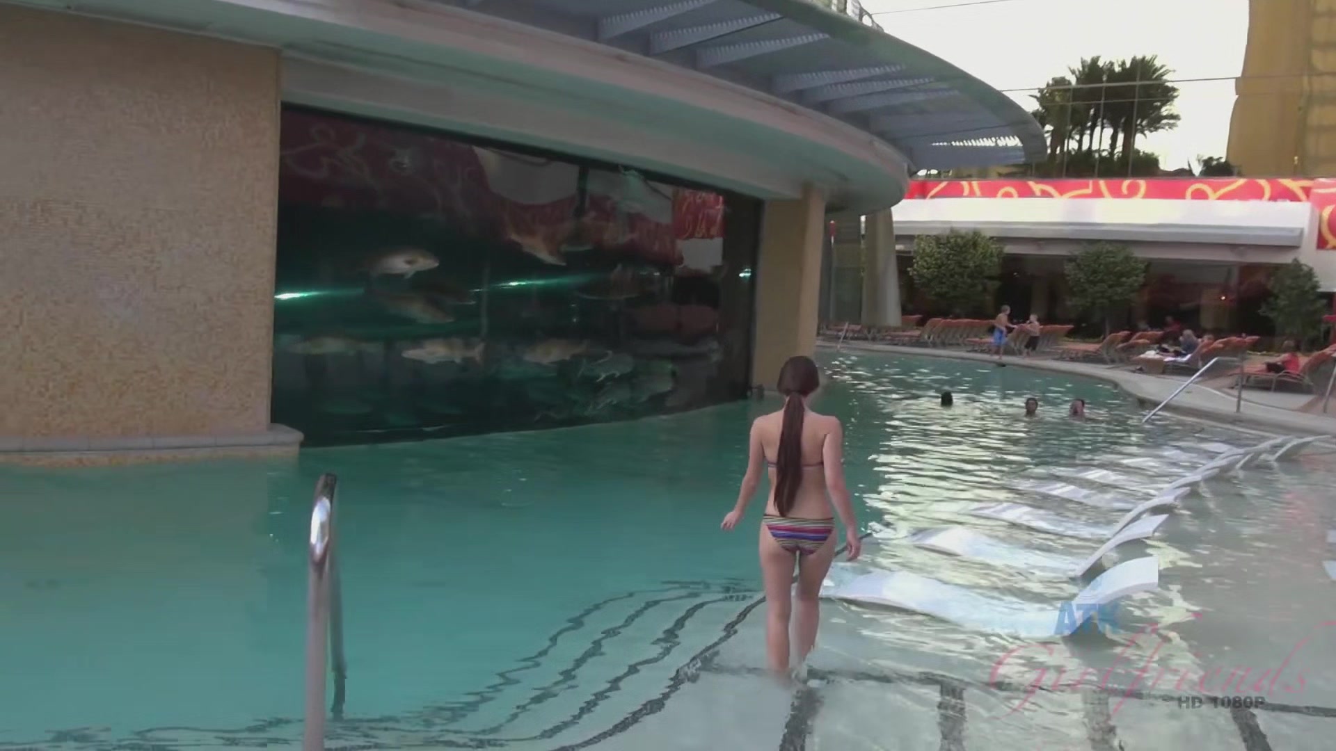 Virtual Vacation In Las Vegas With Tiffany Doll 1/3