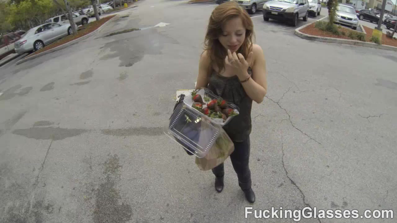 Fucking a hottie before her date