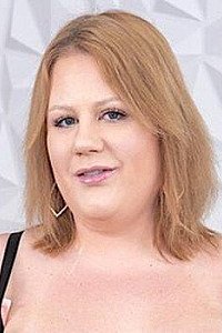 Curvy Mary
