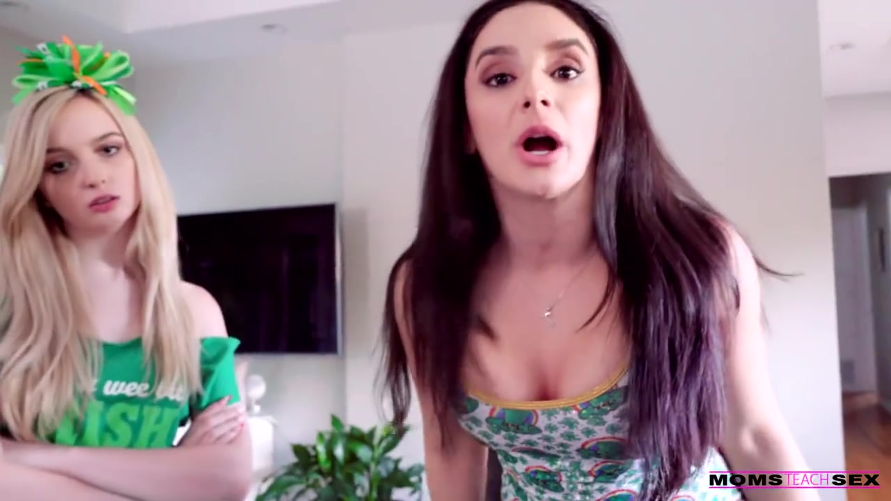 Luck Of The Step Son On Pornhd With And With Sheena Ryder And Lexi Lore
