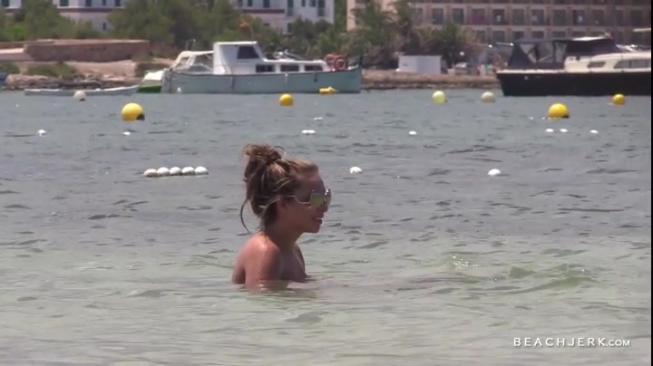 Topless Out-takes - BeachJerk