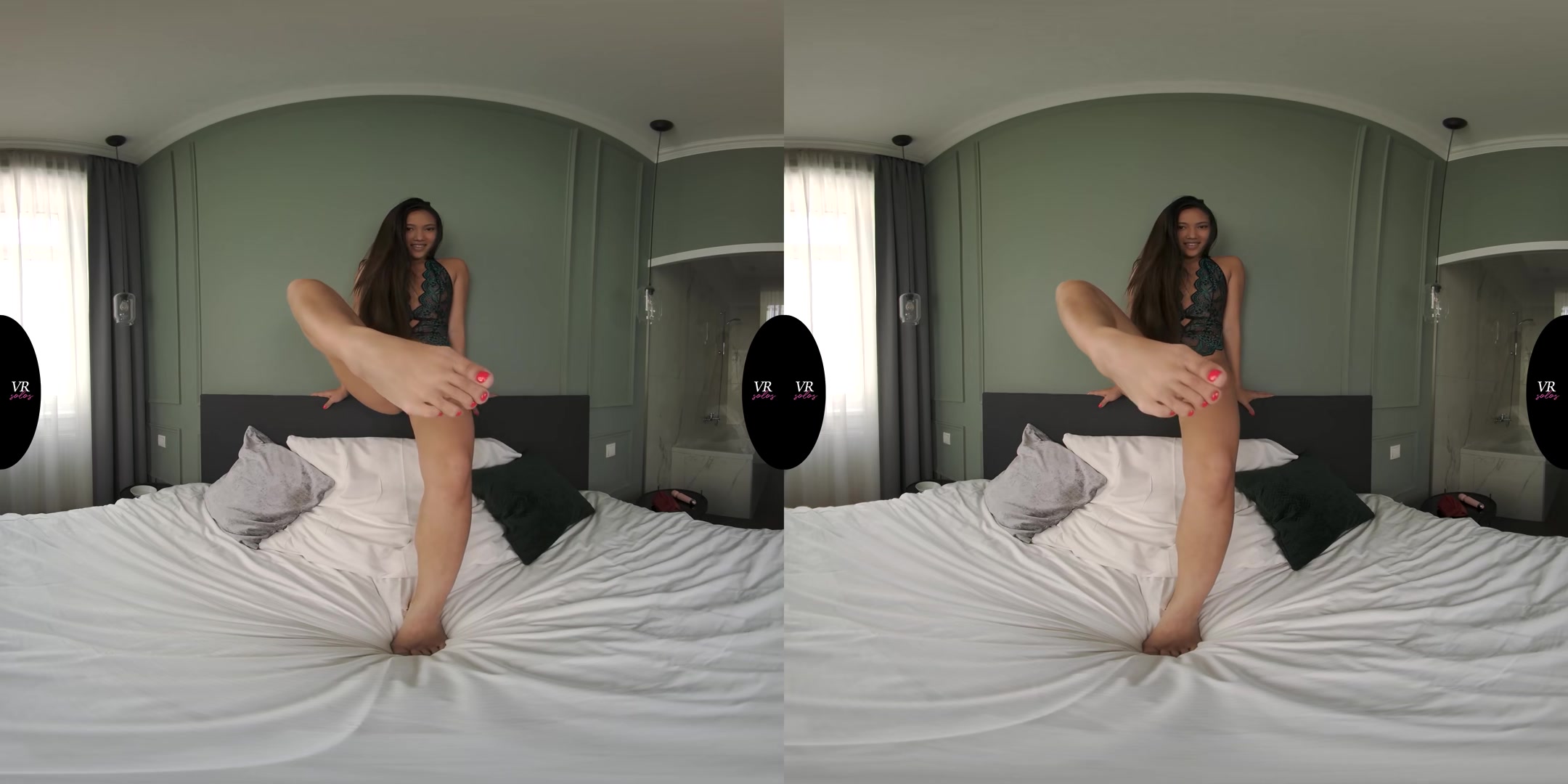 Asian Babe May Thai Loves To Masturbate In Front Of You - VRsolos