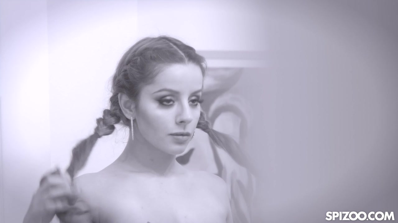 Vanna Bardot Deeper Dream 4k - Spizoo