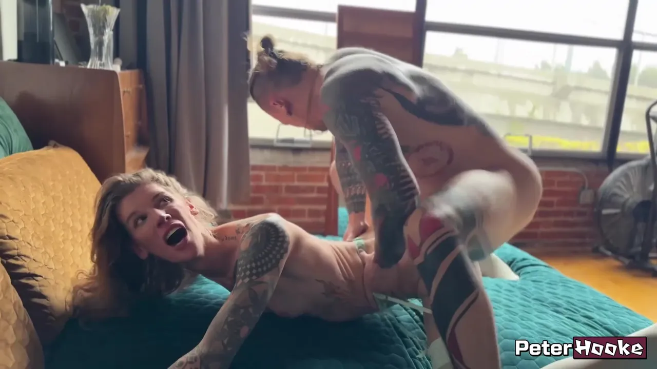 Gray Perrier And Peter Hooke - Tall Trans Beauty Throats Cock