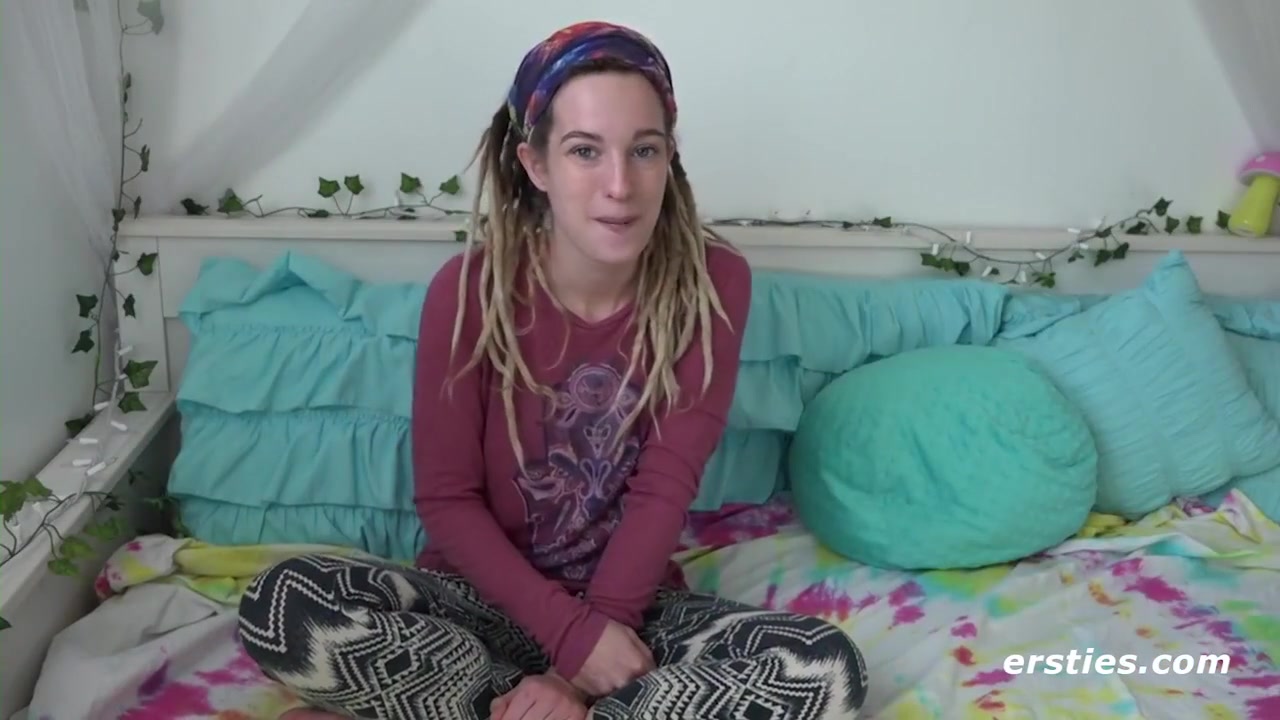 All Natural Hippie Chick Rubbing Her Hairy Bush