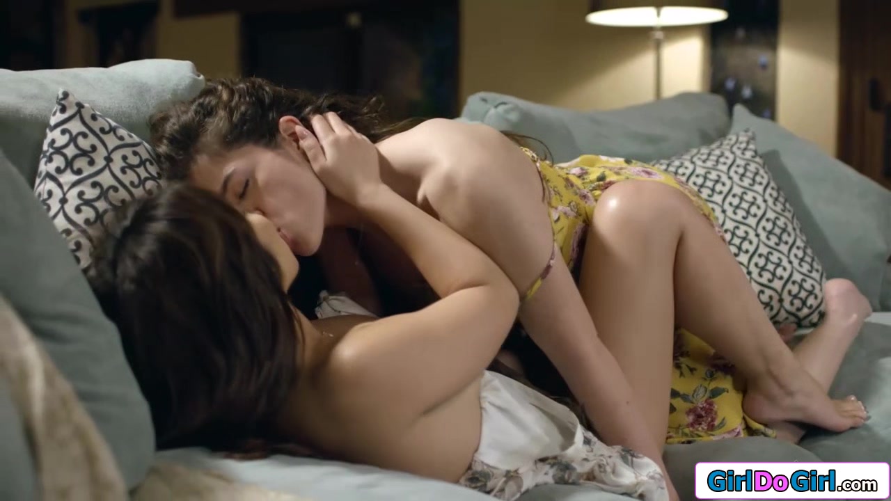 I reconnect with my memory loss fiancee and were making love
