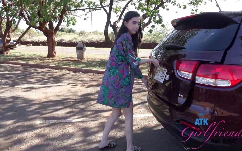Virtual Vacation In Hawaii With Ariel Grace 10/12