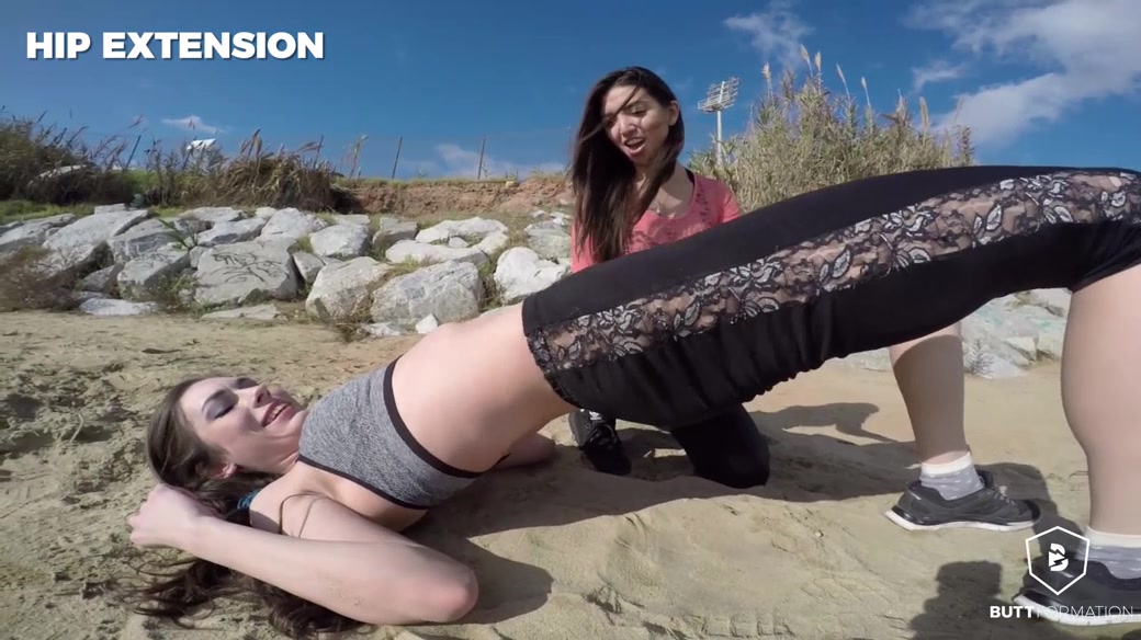 Alba De Silva in Hip Extension - ButtFormation