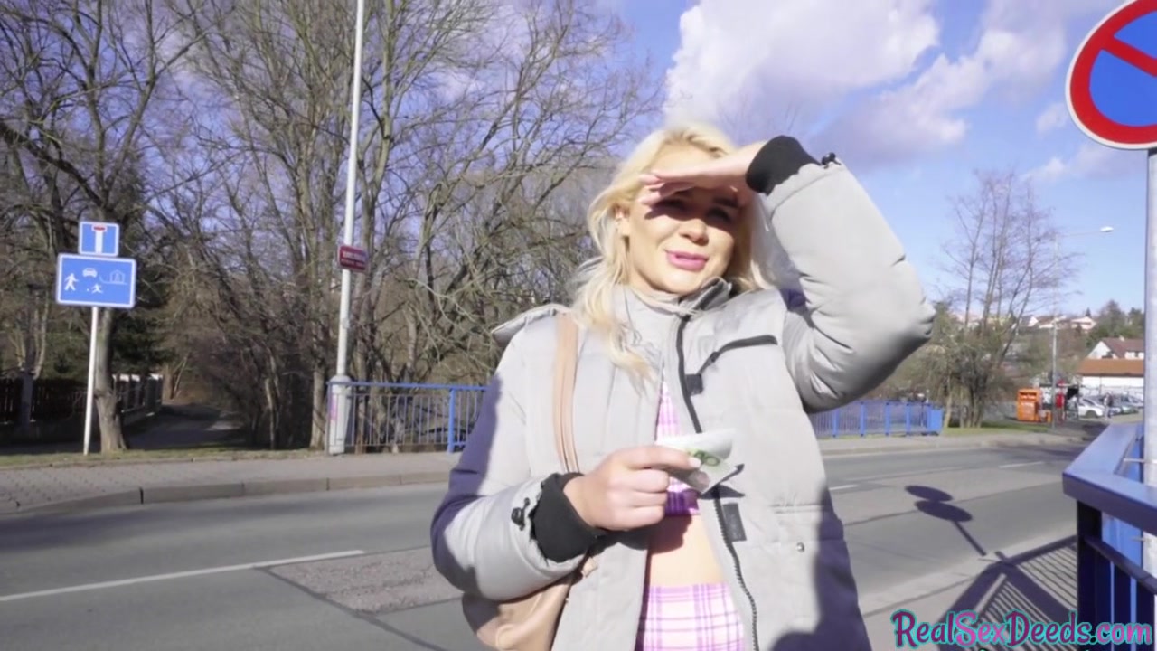 Public pickedup amateur gets her pussy spread by lucky stranger