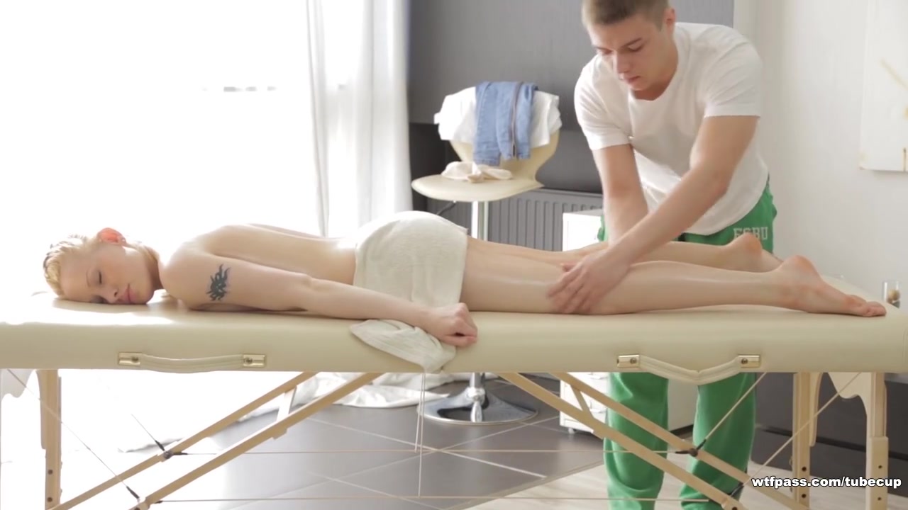Salacious gadget is enjoying the young massage porn