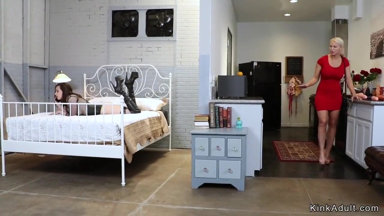 Sexy teen 18+ Anal Fucks Busty Step Mom