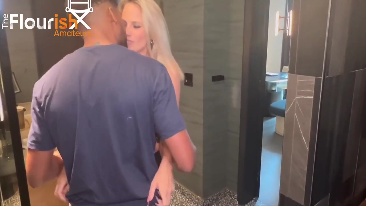 Blonde Hotwife Gets The Bbc In The Shower