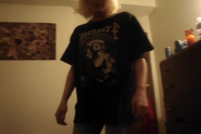 Kinky emo girlfriend fooling around with a strapon