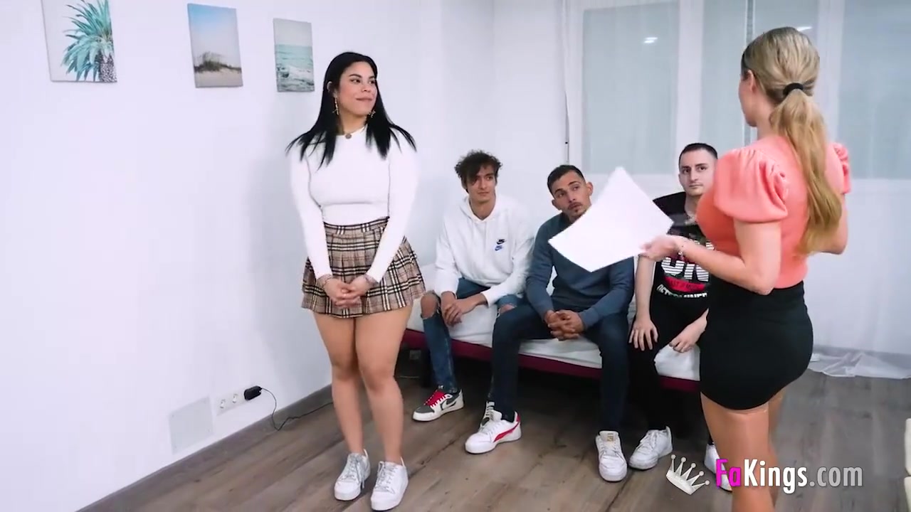 Lara Cruz - Our Hottest Teacher Ever Wants To Teach A Lesson To Inexperienced Rooks
