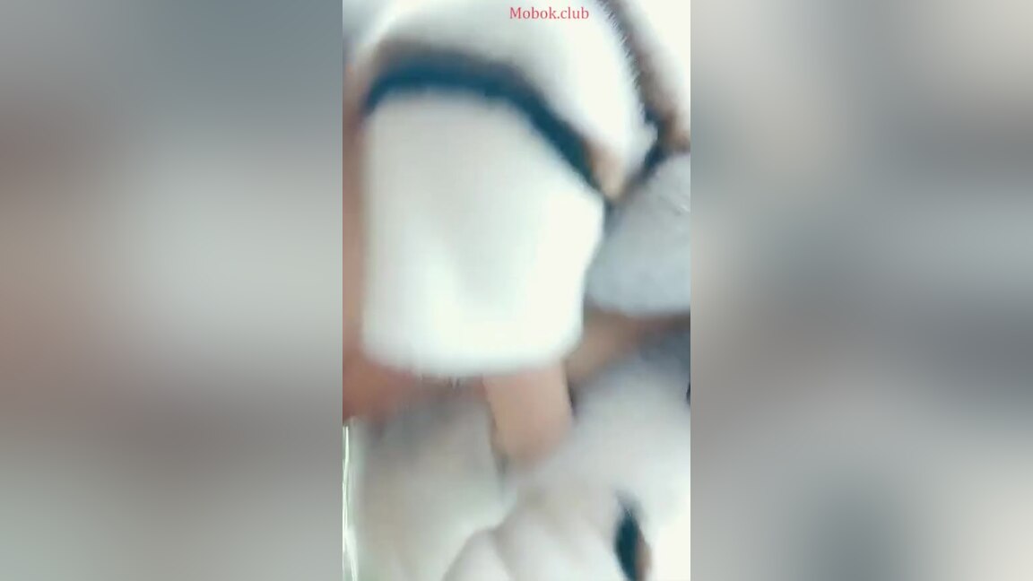asian teen 18+ showing her tits