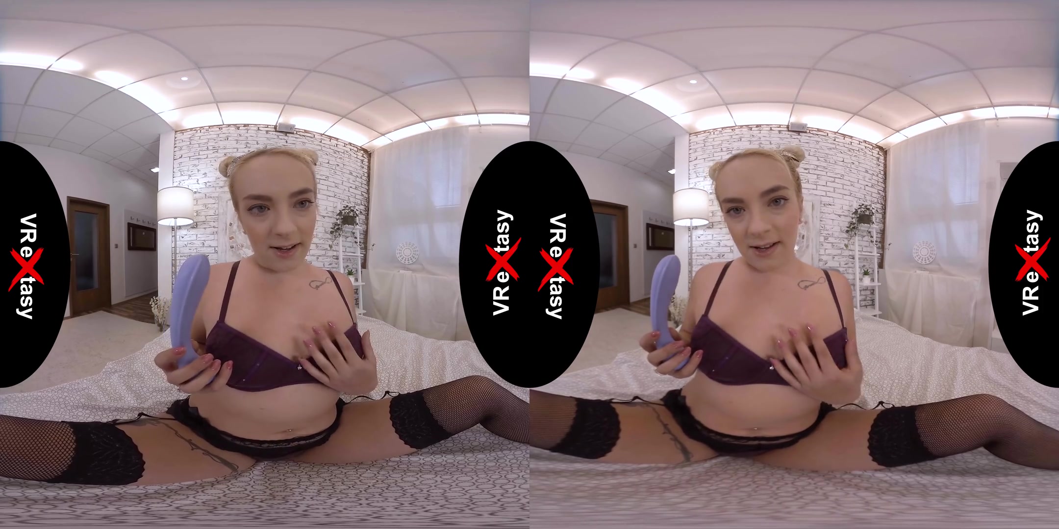 Jessica Diamond - Solo; Voluptuous teen 18+ Playing with her Pussy