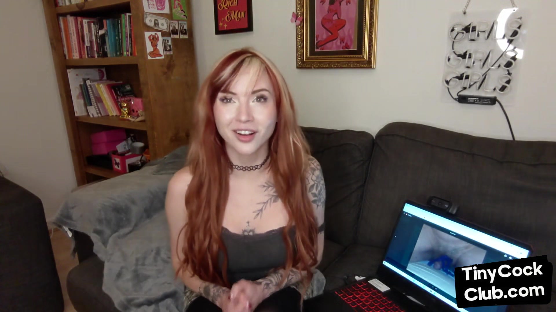 Solo SPH babe humiliating small cocks with her dirty talk