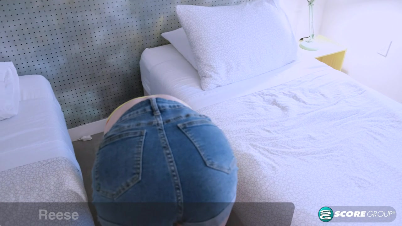 Reese Is Tiny And Flexible And Just 19. Her Solo Nude Yoga Poses Will Make Your Boner Erupt!