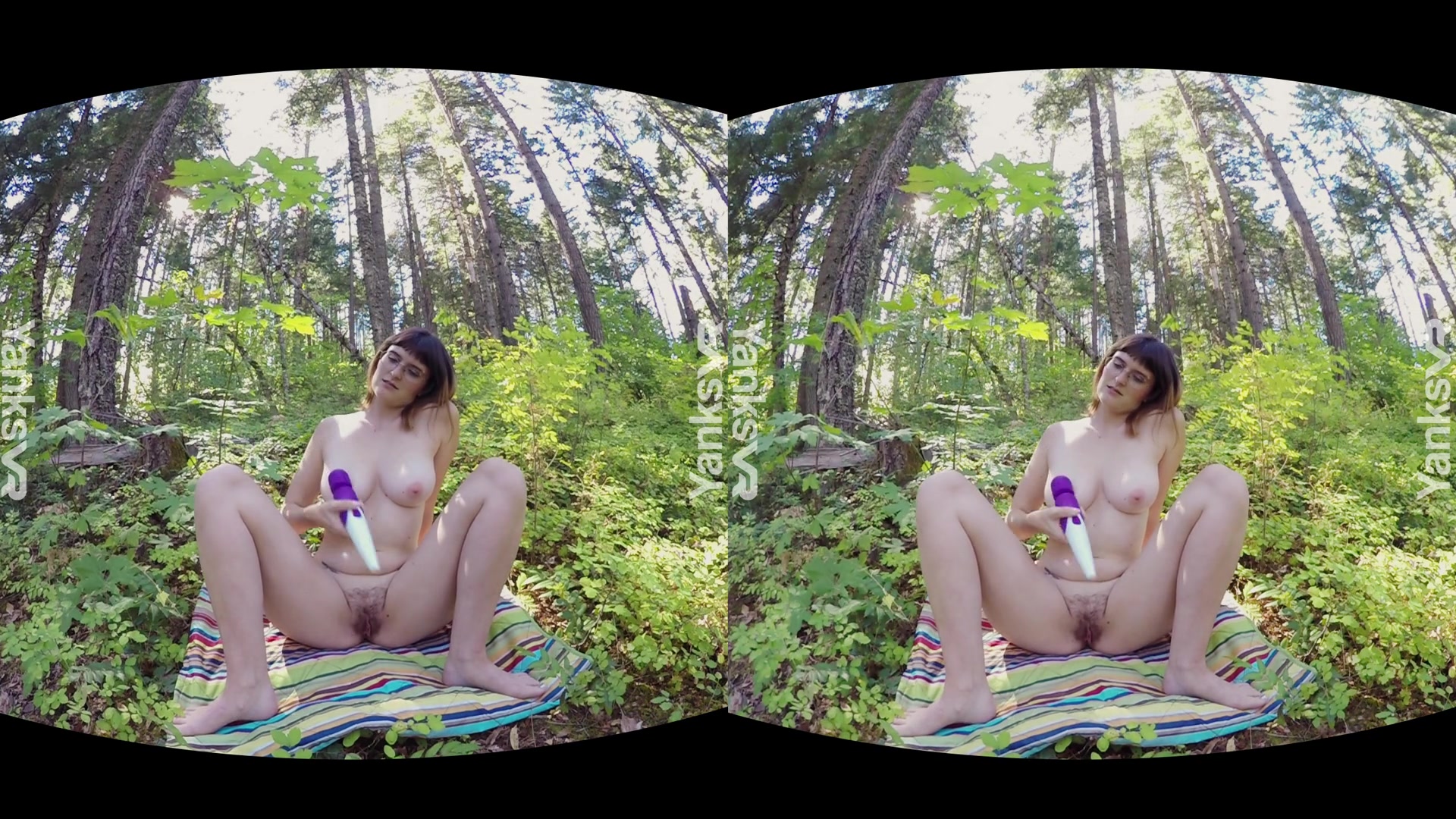 Sosha Belle in Sosha Squirts - YanksVR