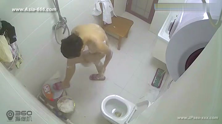 Hackers use the camera to remote monitoring of a lover's home life.250
