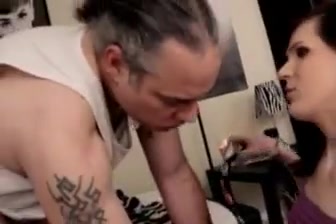 Cum loving Tranny