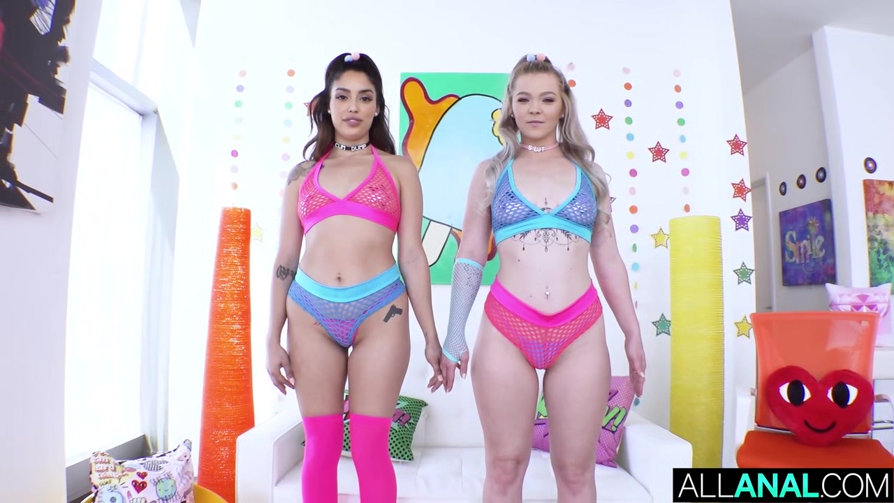 Vanessa Kay Go Crazy For Anal