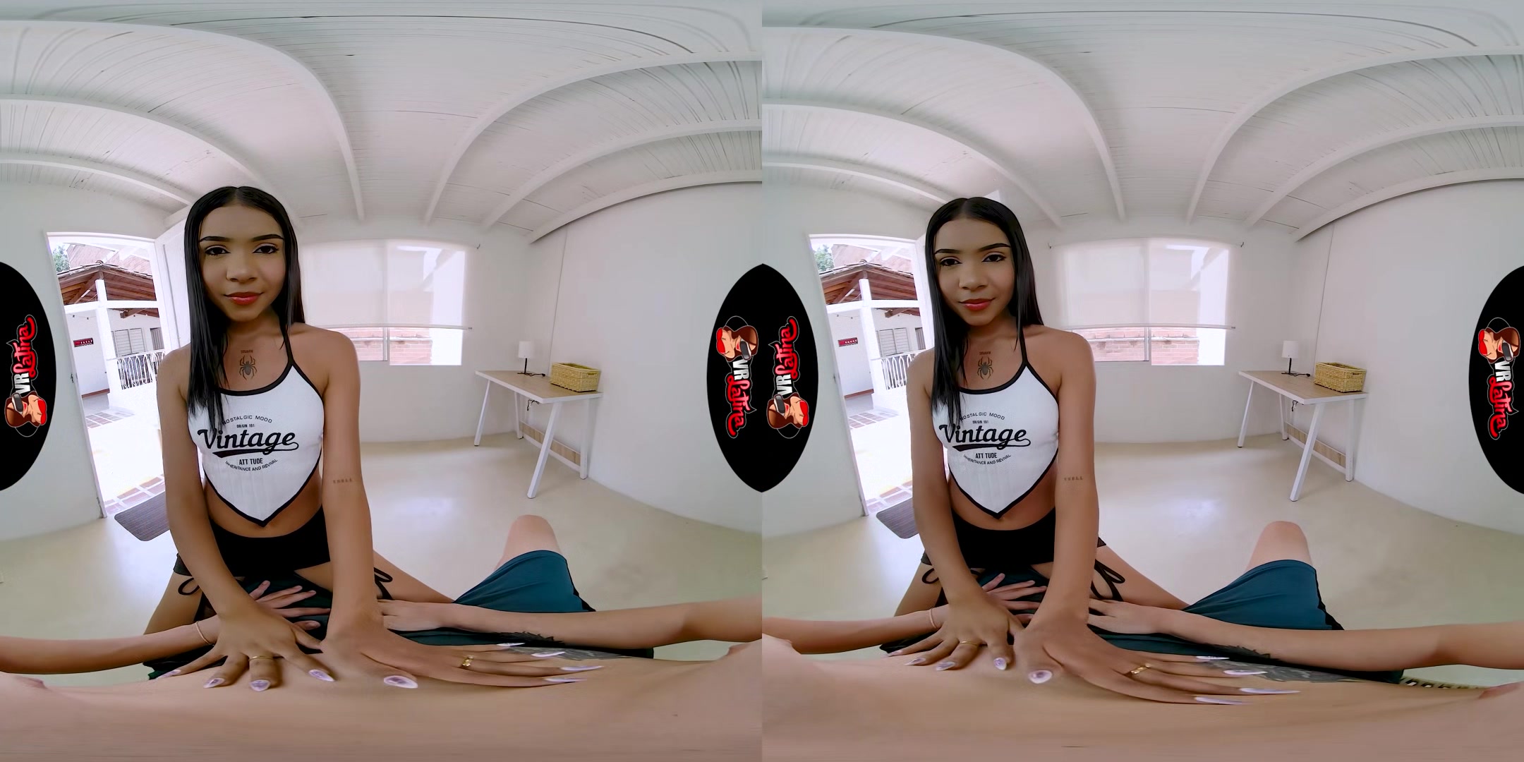 Petite Poisons - Vrlatina - Vr Porn Video