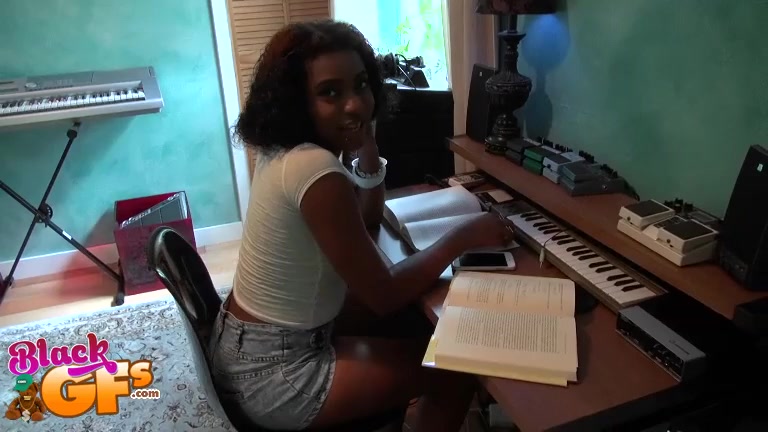 Lola Amor & Papi J in Look At That - BlackGFs