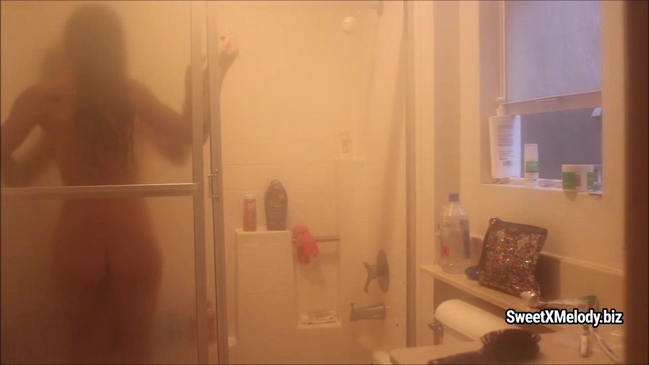 SweetxMelody - Wet Roommates