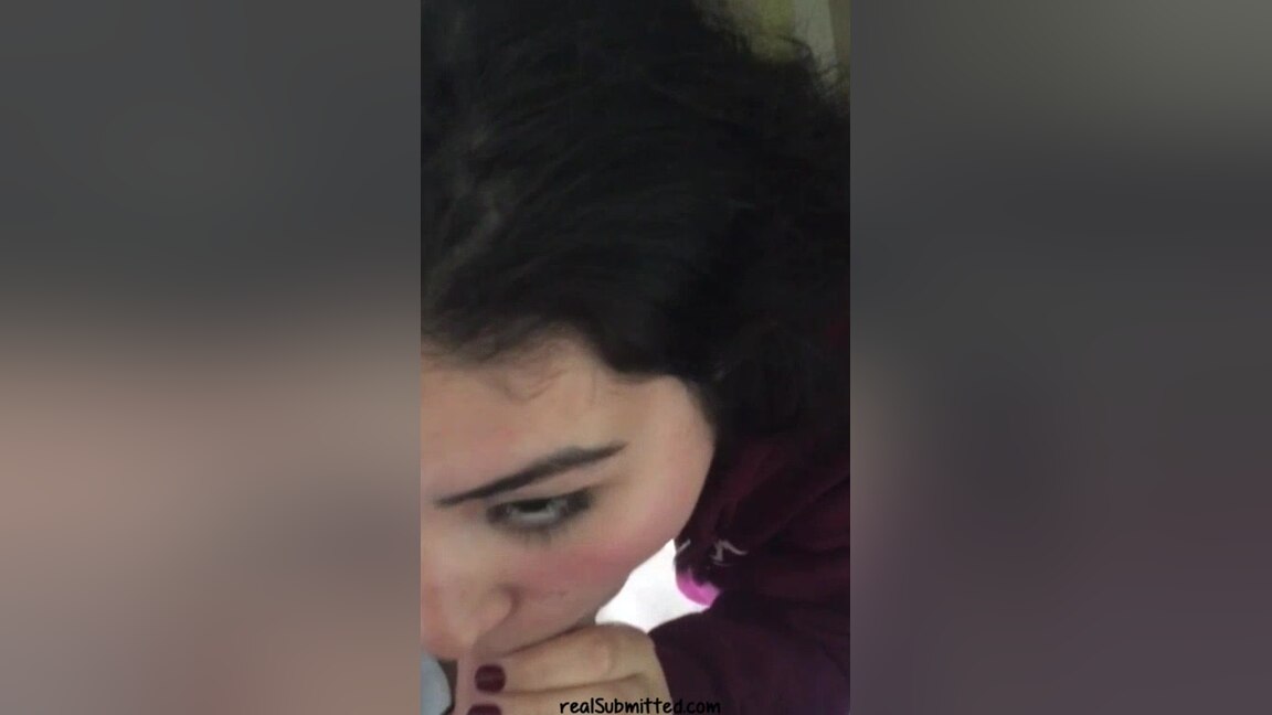 Amazing Blowjob By A Beautiful Brunette - JizzPix
