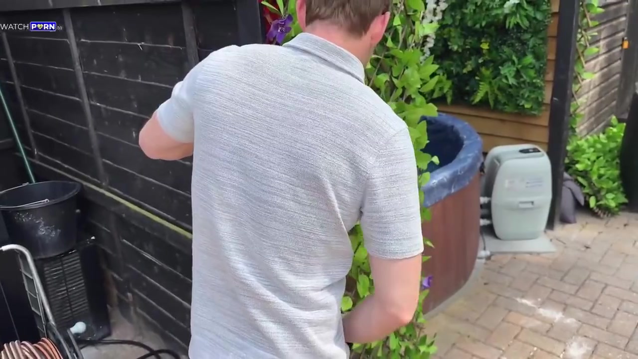 Tori Cummings In Stepson Caught Perving On Stepmum + Friend In Hot Tub