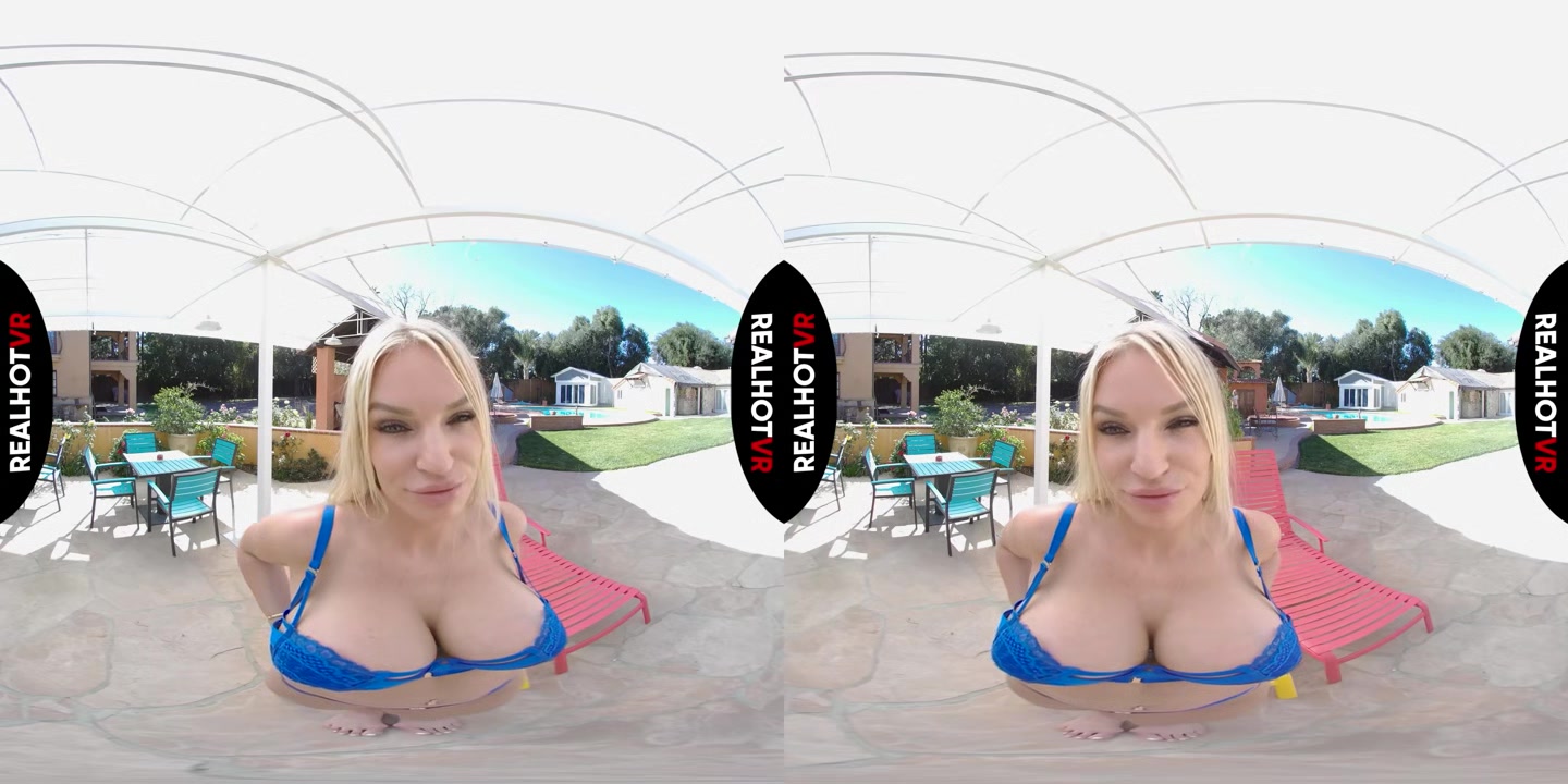 Outdoor Slut Party: You Won't Believe How Horny These Bitches Can Get! - RealHotVR