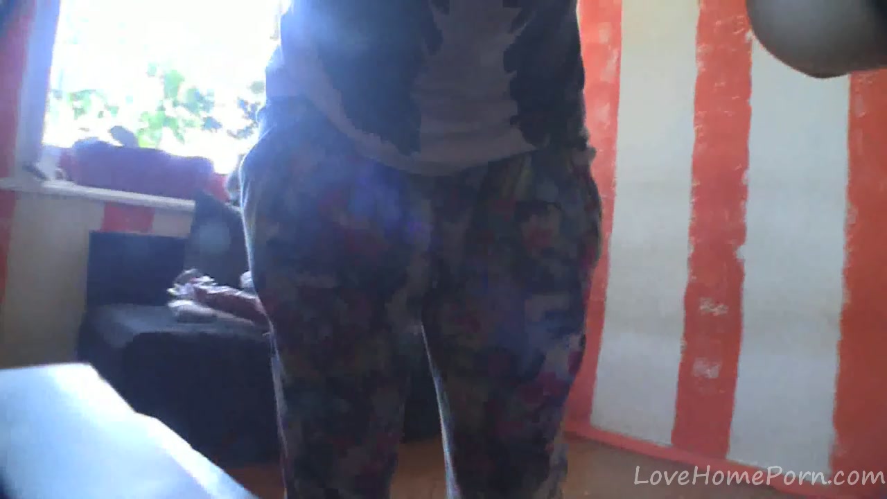 Hot teen 18+ tries on some outfits for you