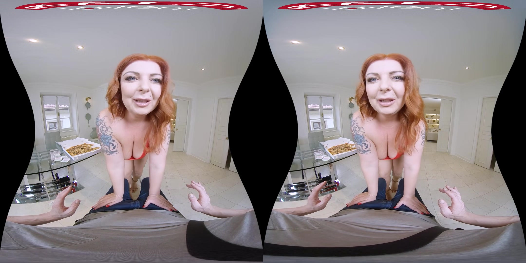 Mature Ass For Pizza Boy - RealityLovers