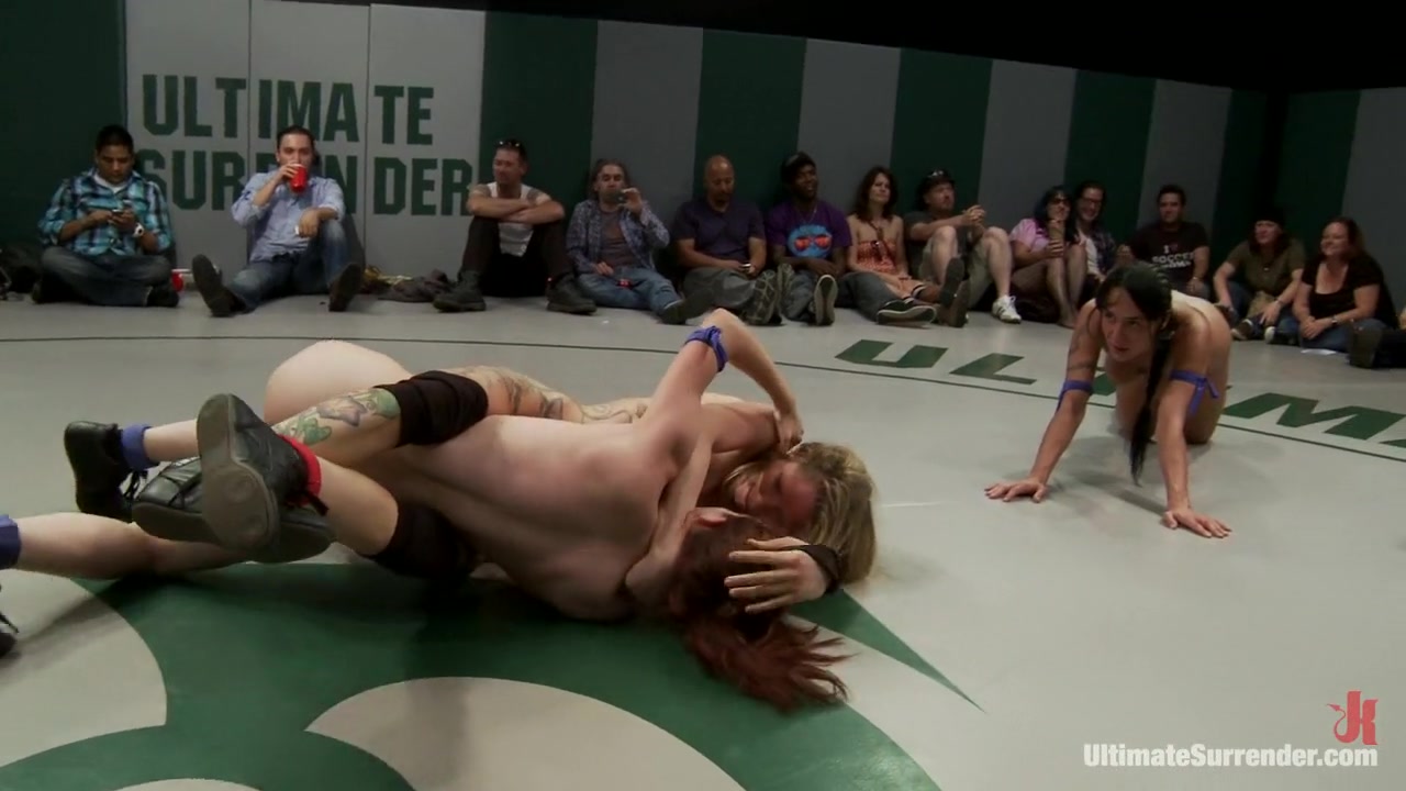Round 3 of the August Live Tag TeamBrutal submissions, Crushing leg scissors.