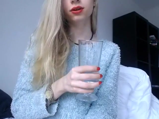 Visceratio in solo sex session