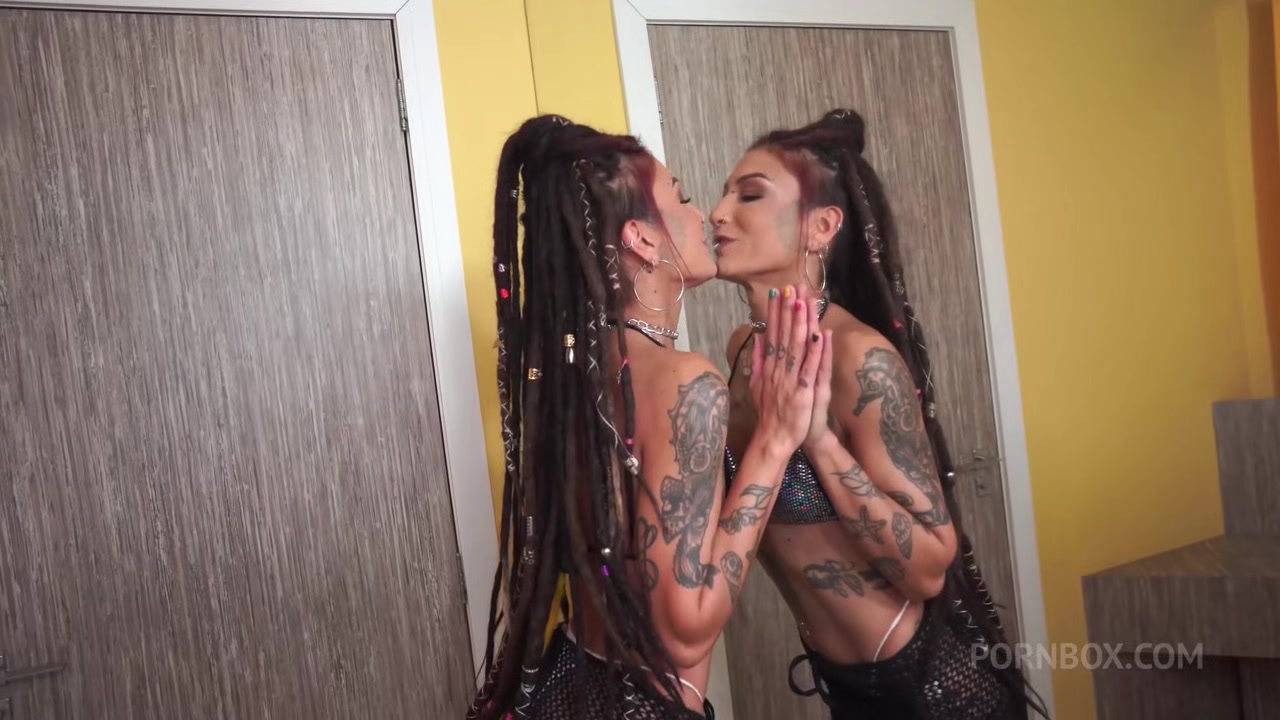 Caroleta Roots First Double Penetration And Fucked Hatd Dp
