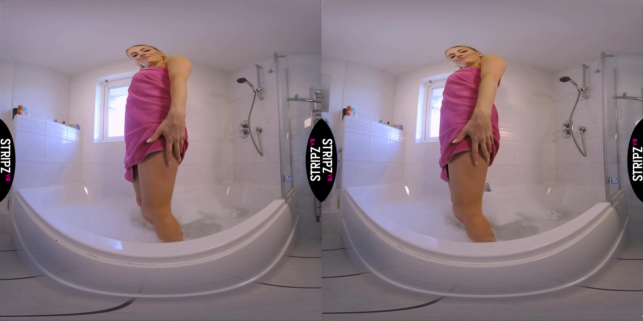 Lets Get Wet - StripzVR